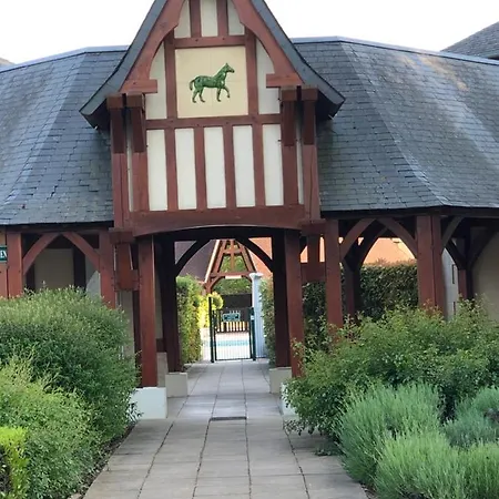 Maison 4p Piscine Tennis Domaine Clairefontaine וילה